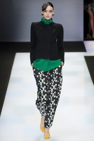 Look 24